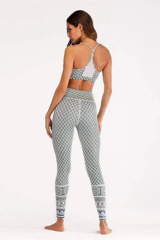 geometry pattern  yoga suit